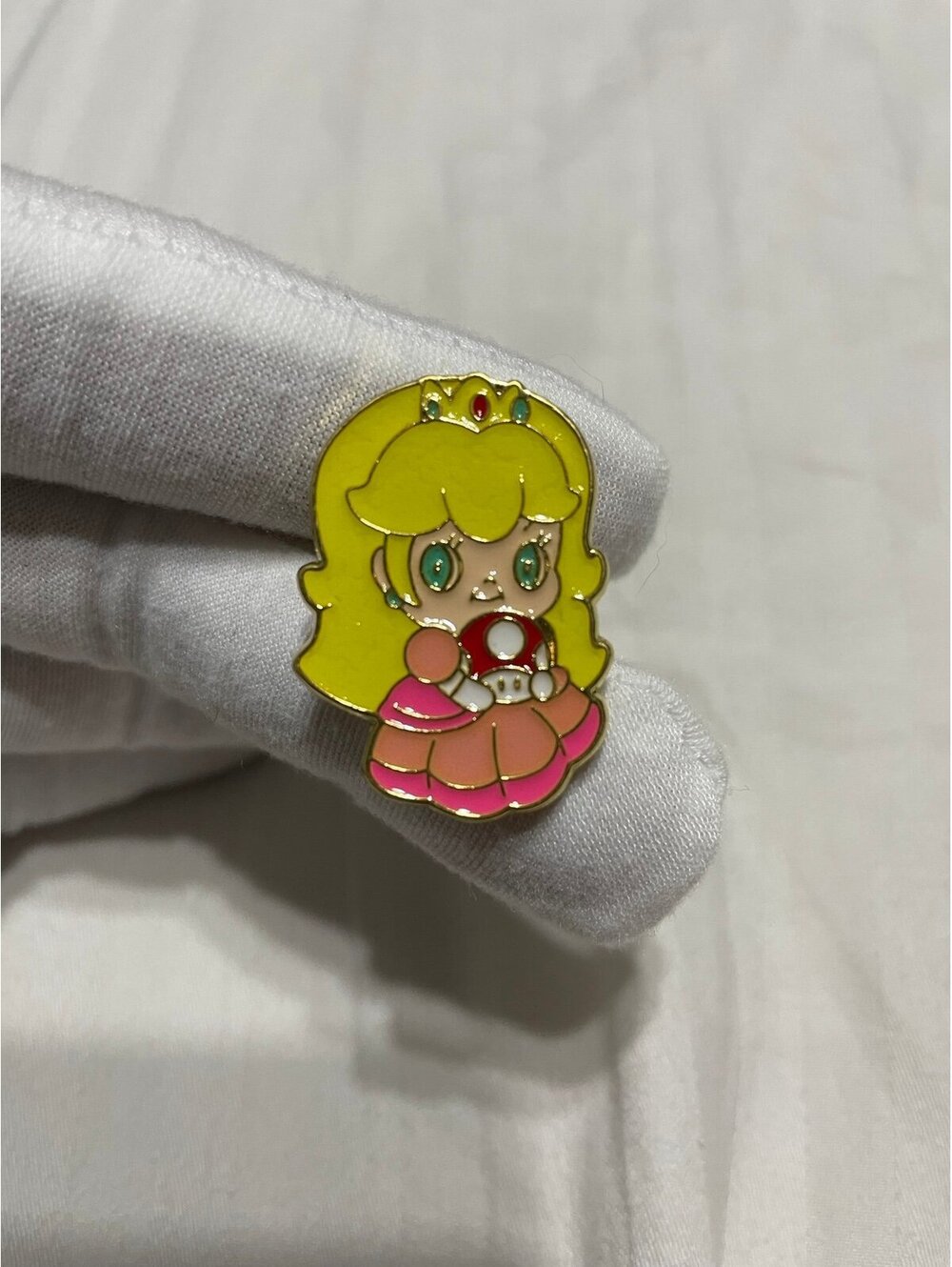 princess peach enamel pin brooch anime cartoon cute funny